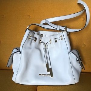 Michael Kors Leather Crossbody Bucket Bag